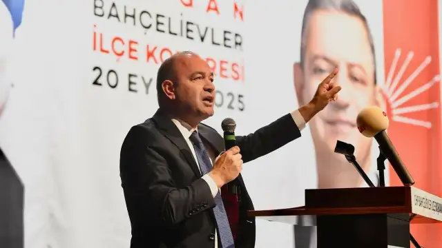 CHP’li Karabat: Erdoğan’ın ABD ve Rusya’dan aradığı meşruiyetin bedelini millet ödüyor