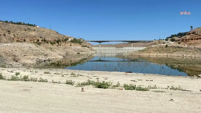 Malatya’da Beylerderesi Barajı’nda su seviyesi kritik düzeye indi