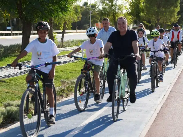 Manisa Büyükşehir Belediyesi’nden Hareketlilik Haftası etkinliği: Daha sağlıklı bir yaşam için pedallıyoruz
