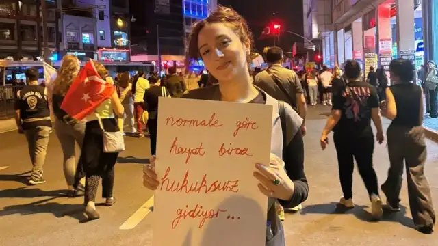 Bahçeli'nin avukatının şikayeti üzerine gözaltına alınan Meltem Gökhanoğlu serbest bırakıldı