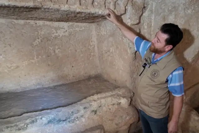 Adıyaman'daki Tharsa Antik Kenti'nde 8 oda mezarı bulundu