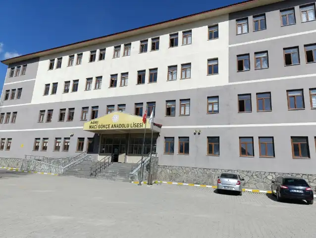 Ağrı’daki Naci Gökçe Lisesi’nde "Müdür, kadın öğretmeni taciz etti" iddiası