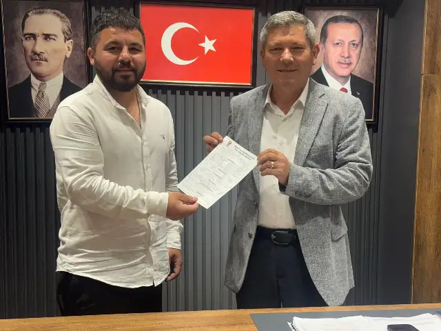 CHP'den istifa eden Beykoz Belediye Meclis Üyesi AKP'ye katıldı