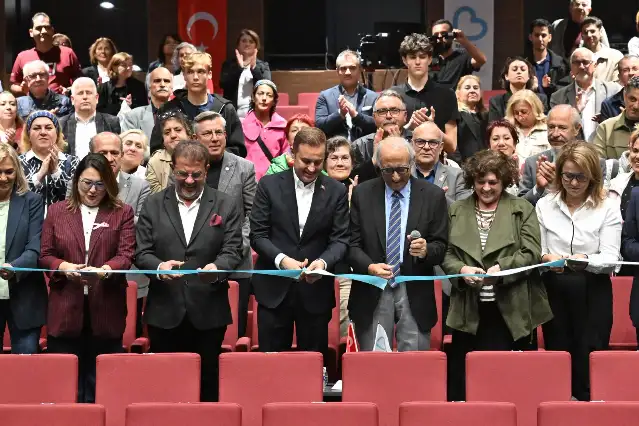 1. Balıkesir Kitap Fuarı görkemli törenle açıldı