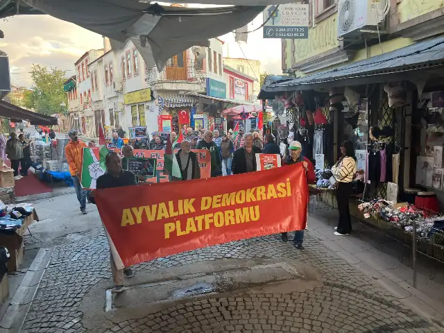 Ayvalık Demokrasi Platformu’ndan İsrail’e tepki: Tam boykot çağrısı