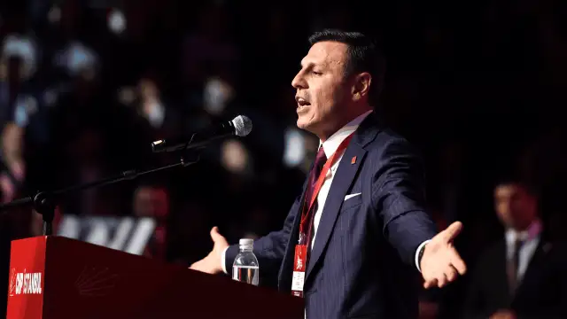 CHP İstanbul duyurdu: Facebook hesabımız yönetimimizden alındı
