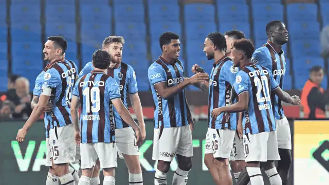 Trabzonspor, liderlik mücadelesine devam ediyor: Gençlerbirliği karşısında ilk 11'i belli oldu