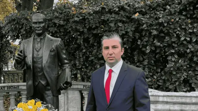 CHP ABD Temsilciliği krizi: Yurter Özcan'dan Genel Merkez'e alacak davası