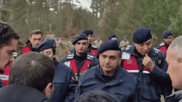 Bilecik'te maden protestosuna jandarma engeli: Torununuza nasıl hesap vereceksiniz?