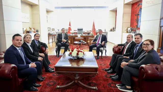 Özgür Özel, Makedonya Türk Hareket Partisi Genel Başkanı Enes İbrahim ile görüştü