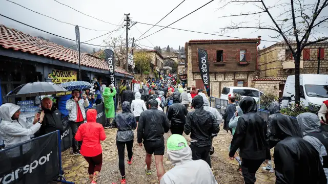 "9. Kar Spor İda Ultra" koşusu Kazdağları'nda başladı