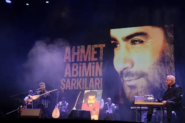 Ahmet Kaya ölümünün 25. yılında şarkılarıyla AKM'de anıldı