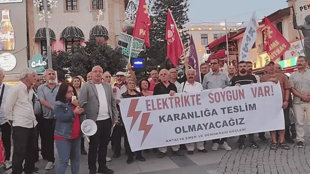 Antalya'da EPDK’nın yeni elektrik düzenlemesine tepki: Enerjide soyguna hayır!