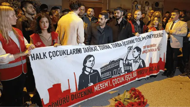 CHP Gençlik Kolları’ndan MESEM protestosu: Çocuk işçiliği AKP projesidir, 2025'te 83 çocuk çalışırken öldü
