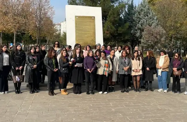 "Aileyi değil kadınların eşit ve özgür bireyler olduklarını merkeze alan politikalar esas alınmalıdır"