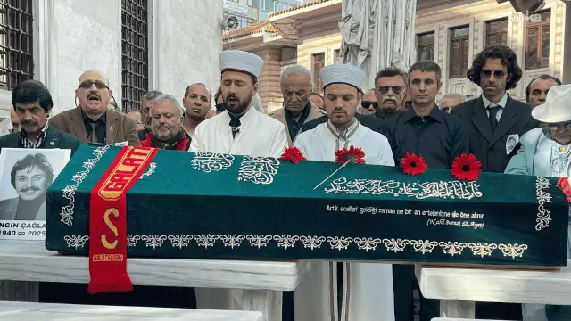 Engin Çağlar için Şişli Camisi’nde cenaze töreni: Tam bir sinema insanıydı
