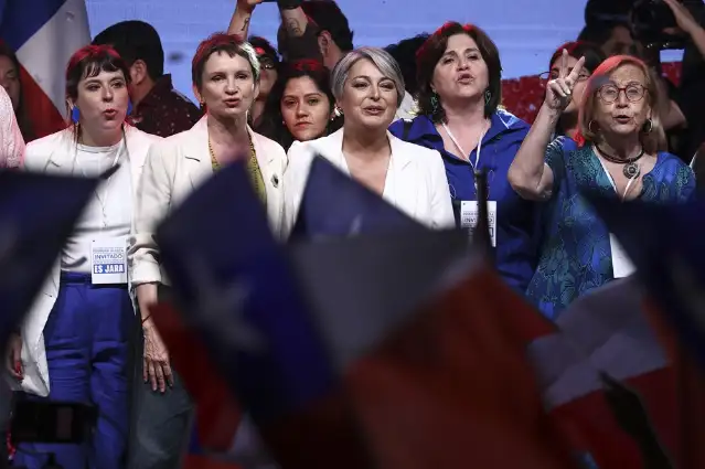 Şili'de devlet başkanlığı seçimi ikinci tura kalıyor