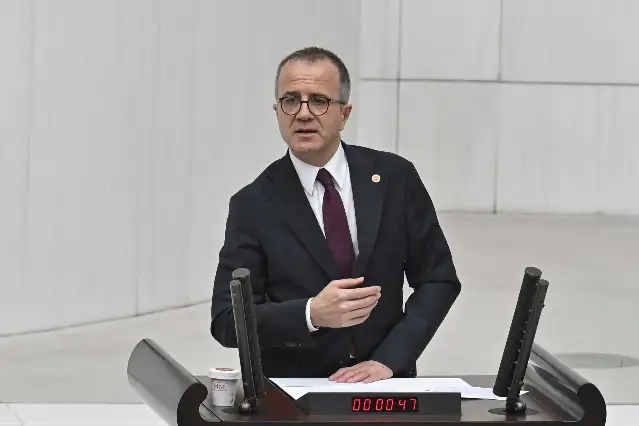 CHP’li Konuralp, BİRTEK-SEN Genel Başkanı Türkmen’in tutuklanmasını meclis gündemine taşıdı