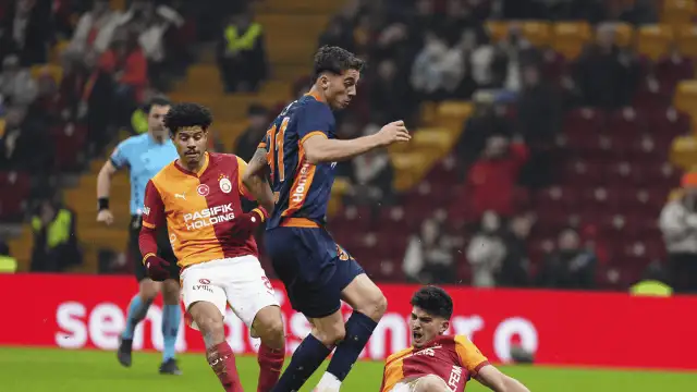 Galatasaray, Ziraat Türkiye Kupası'nda  Başakşehir maçından galibiyetle çıktı: 1-0