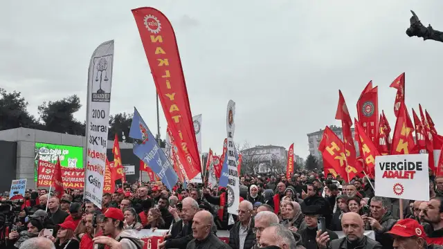 DİSK’in Ankara yürüyüşünde ilk durak Gebze: Patronundan daha çok vergi veren işçiler ülkesi olduk