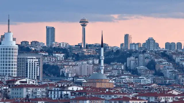 Özgür Özel Edirne mitinginde iktidarın ekonomi politikalarını eleştirdi