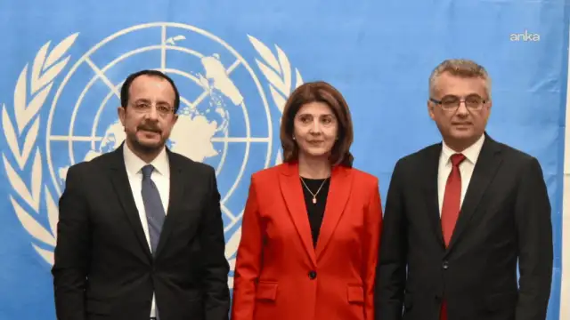 Kıbrıs'ta liderlerden 'siyasi eşitlik' ve 'Hellim' adımı