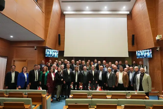 CHP’li Manisa Büyükşehir Belediye Başkanı Dutlulu iş dünyasıyla buluştu