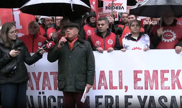 DİSK'ten asgari ücret protestosu: Dilim dilim soygun devam ediyor