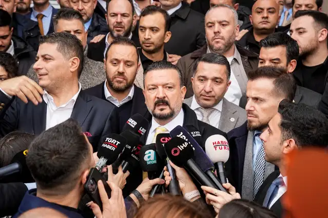 Fenerbahçe Yönetim Kurulu üyelerinden, Çağlayan Adliyesi'nde açıklama: Başkanımızın söylediklerine itimat ediyoruz