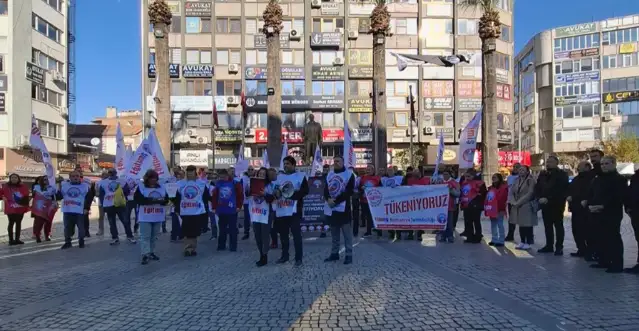 Kamu emekçileri Edremit’te bütçe ve ekonomik koşullara karşı iş bıraktı