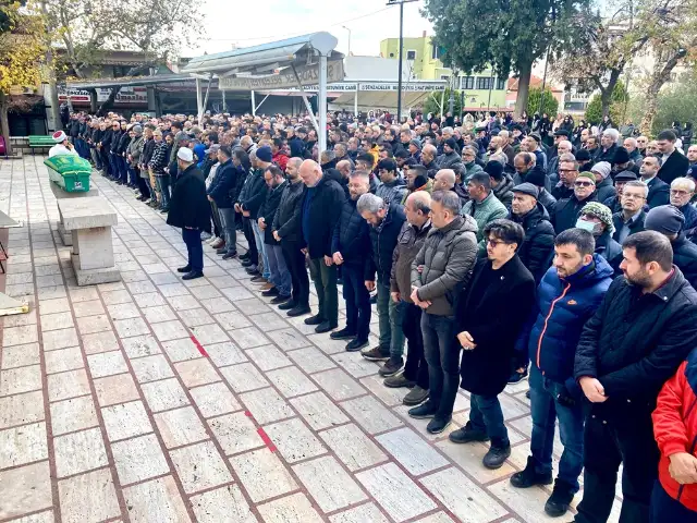 Manisalı genç esnaf Cömert’i gözyaşlarıyla sonsuzluğa uğurladı