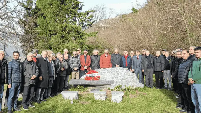 Özkan Sümer ölümünün 5. yılında mezarı başında anıldı