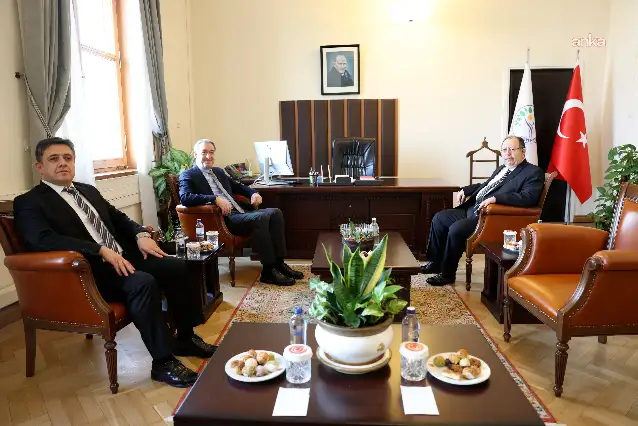 YSK Başkanı Ahmet Yener, DEM Parti Eş Genel Başkanı Tuncer Bakırhan’ı ziyaret etti
