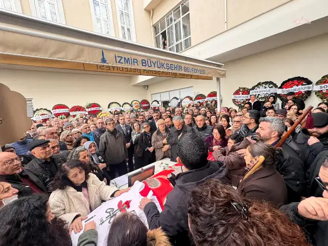 Eski İHD İzmir Şubesi Eş Başkanı avukat Ali Aydın son yolculuğuna uğurlandı
