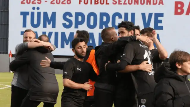 Manisaspor, lider Eti Maden'i 3-2 mağlup etti