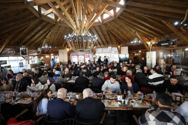Manisa’nın en büyük ilçesinin Başkanı Balaban, gazetecilerle günlerinde buluştu