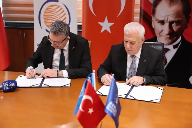 Bursa Büyükşehir Belediyesi ile Çevre Mühendisleri Odası arasında akademik iş birliği protokolü imzalandı