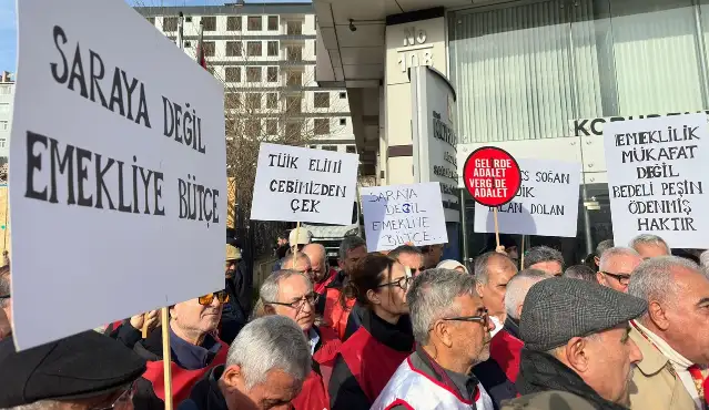 Devrimci Emekli Sendikası: 18 bin 900 TL bir aylık değil, bir ölüm harçlığıdır