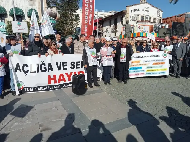 Emekliler Antalya’da sokağa çıktı: Bu yağma düzeni yıkılacak