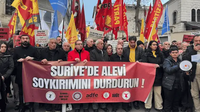 Suriye'de Alevilere yönelik saldırılar Kadıköy'de protesto edildi