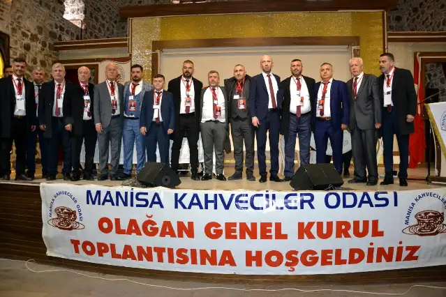 Manisalı genç başkan Uğursalan, 12 yıl sonra babasının başkanlık koltuğunu kazandı