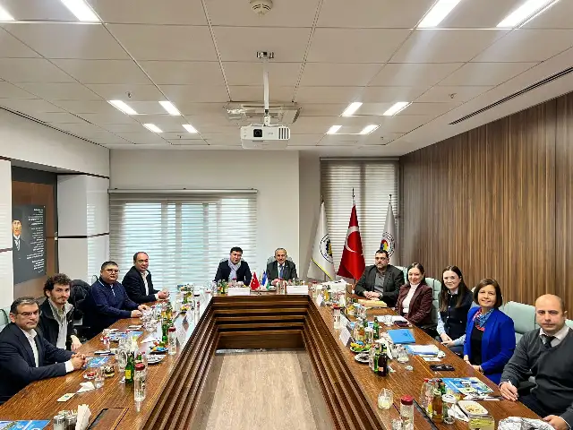 Özbekistan Eltech Industrial Teknopark heyetinden Manisa TSO’ya ziyaret