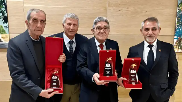 EGF’nin onurlandırdığı ‘Ege’nin Enleri’ ödüllerini aldı