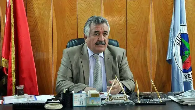 Selim Sadak Almanya'da tedavi gördüğü hastanede hayatını kaybetti