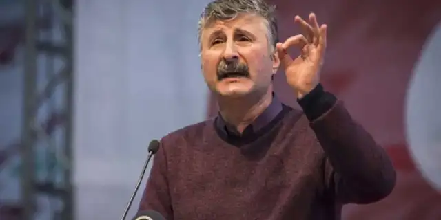 Alper Taş: Okullardaki manzara laiklik bildirisinin haklı olduğunu gösterdi
