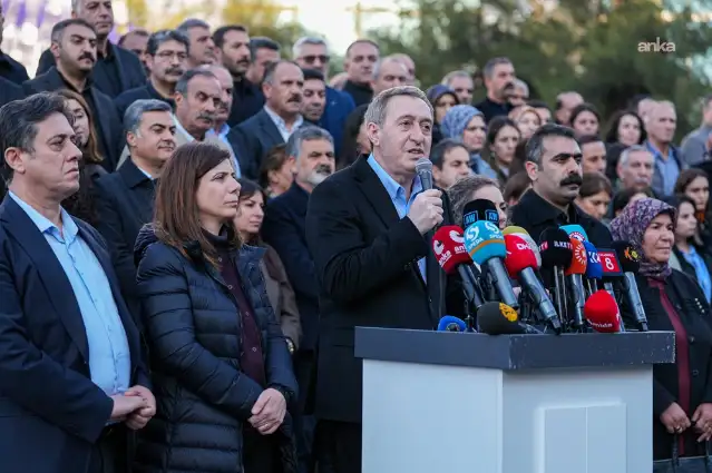 Bakırhan: Kayyumlar bu ülkenin bir utancı haline geldi, bu utancın ortadan kaldırılması gerekiyor