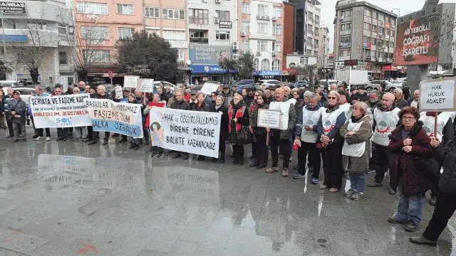 Burhaniye Emek ve Demokrasi Güçleri: Rejim siyasi partilerin ve özgür basının sesini kısarak ayakta kalmaya çalışıyor