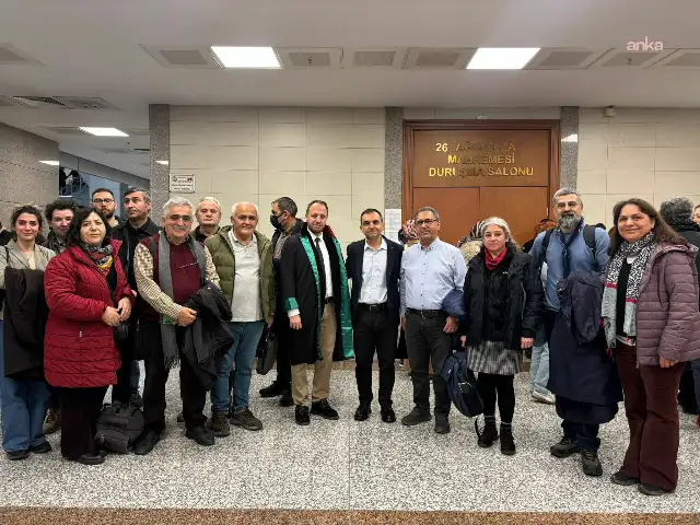 Gazeteci Ercüment Akdeniz’in yargılandığı dava ertelendi, yurt dışına çıkış yasağı sürecek