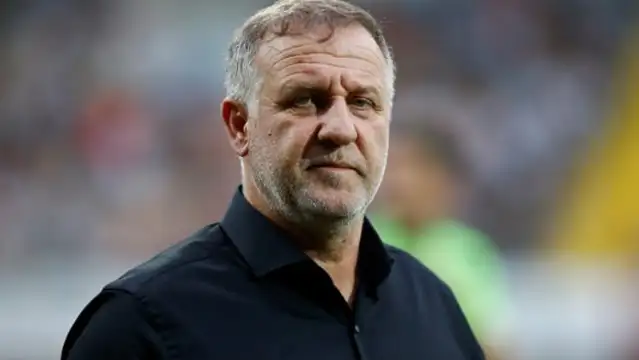 Amedspor teknik direktör Mesut Bakkal ile yollarını ayırdı