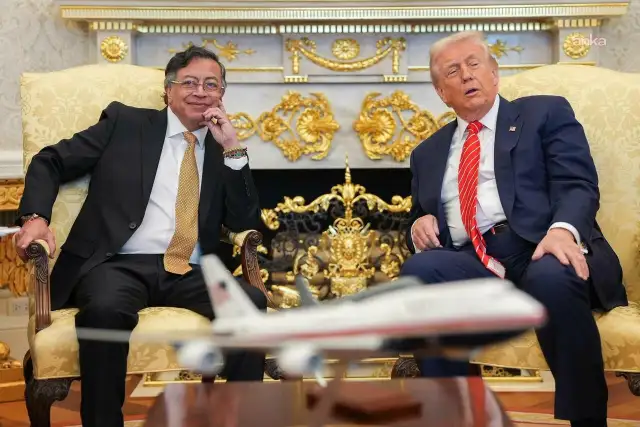 Kolombiya Cumhurbaşkanı Petro ve ABD Başkanı Trump Beyaz Saray'da bir araya geldi